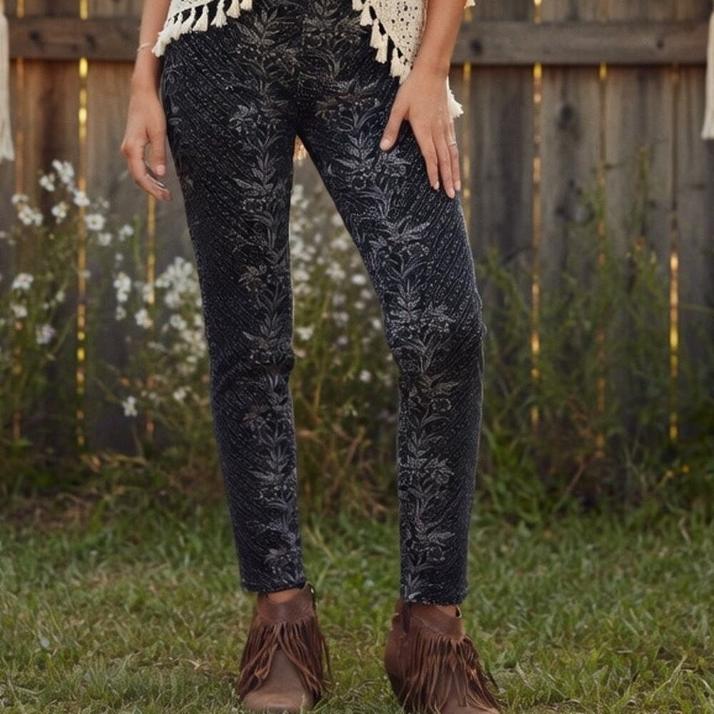 Pilcro & the Letterpress Black Gray Serif Floral Corduroy Pants 29